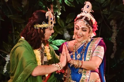 Hema Malini Performs Radha Ras Bhari Dance On Karthik Purnima, See Pics