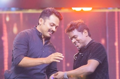 Yuvan Shankar Raja Completes 25 Years in Industry, Karthi Has a Special Gift For Him