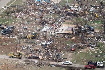 US: 16 deadly tornadoes tear through Texas, six killed