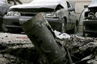 Twin car bombs kill 67 in Algiers