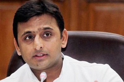 Allahabad: Akhilesh Yadav announces Rs 10 lakh ex-gratia to deceased lawyer's family