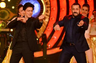 Salman Khan Turns 52: BFF Shah Rukh Khan Sings This Special Birthday Song For Bhaijaan