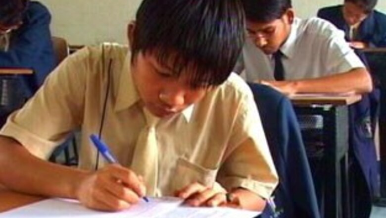 Girls outshine boys in ICSE, ISC board exams