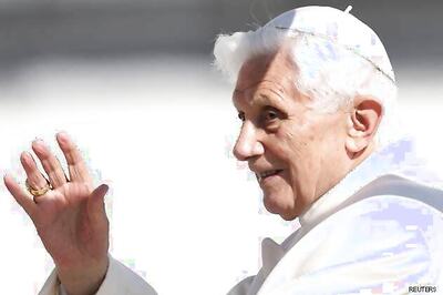 Pope Benedict XVI leaves Vatican City before abdication