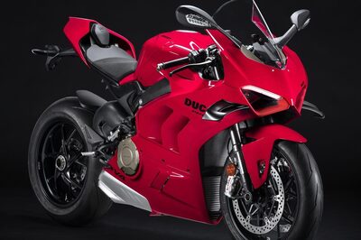 2022 Ducati Panigale V4, V4 S Unveiled Globally - Here's All You Need to Know