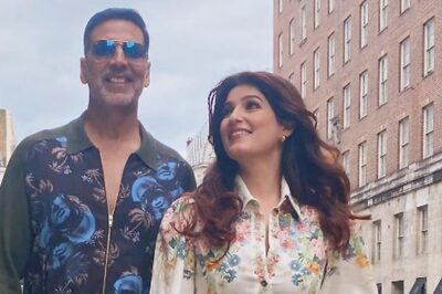 Akshay Kumar Has This Important Question For Twinkle Khanna As She Completes Master's Degree