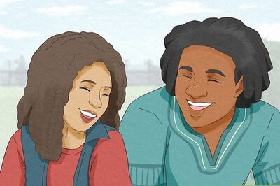 How to Know when a Man Is Attracted to You