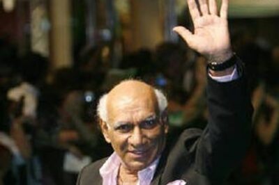 Yash Chopra named top Asian filmmaker of  the year