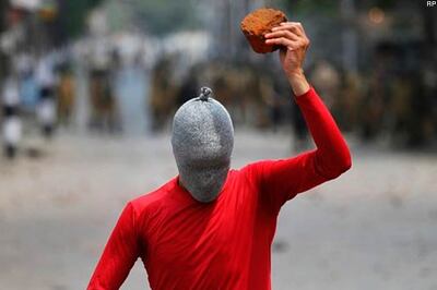 Curfew re-imposed in Kashmir after Friday deaths