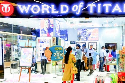 Rekha Jhunjhunwala Gets Richer By Rs 500 Cr In Few Minutes From This Tata Stock; Do You Own?