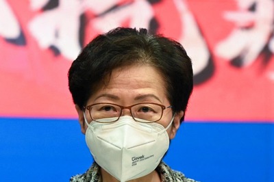 Hong Kong Leader Plans to Reopen City After Controlling Latest COVID Outbreak