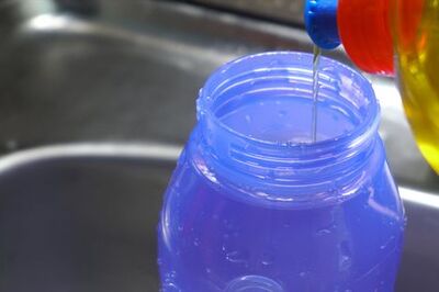 6 Quick and Easy Ways to Wash Your Plastic Water Bottle