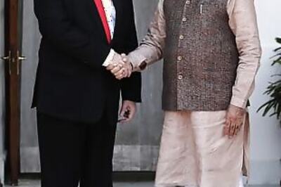 Pakistan releases 113 Indian fishermen in a goodwill gesture after Modi calls up Sharif