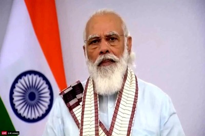 PM Modi Condoles Demise of Gujarati Columnist Father Valls