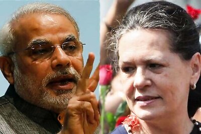 Sonia takes a dig at Modi, asks if a liar should be India's PM