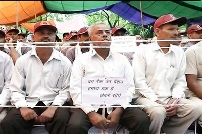 Ex-servicemen to intensify agitation, seek meeting with PM over One Rank One Pension