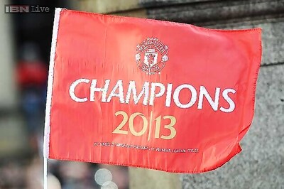 Manchester United forecasts record revenues for 2013-14 season