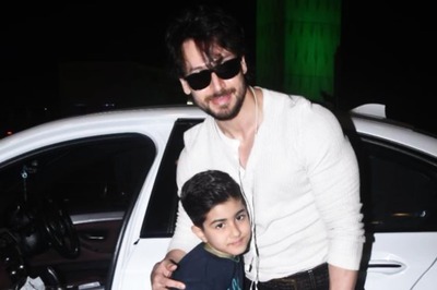 Tiger Shroff Caught In A ‘Lovely Moment’ With His Little Fan In Viral Video; Netizens Are In Awe
