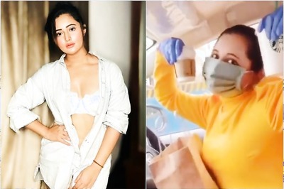 Rashami Desai Steps Out to Indulge in Favourite Food Brand, Netizens Troll Her