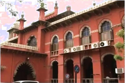 Madras High Court Debars 'Frivolous' Petitioner from Filing PIL for a Year