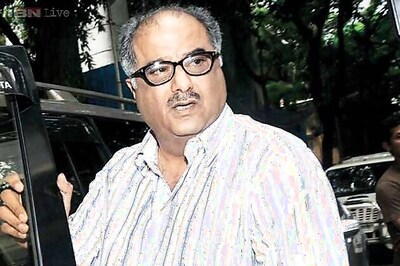 Boney Kapoor suffers minor injury in a car accident