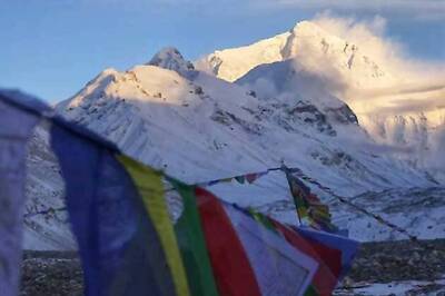 Mount Everest moved 3 cm, height not affected by Nepal earthquakes