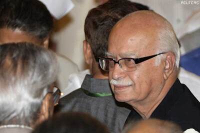 PM must clarify inaction against Raja: Advani