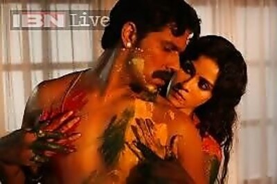 Without a larger critical review the film is incomplete: Randeep Hooda about 'Rang Rasiya'