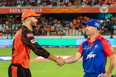 IPL 2023: David Warner Elects to Bat Against Sunrisers Hyderabad, Delhi Capitals Drop Prithvi Shaw