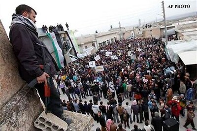 US to close Middle East and other embassies on Sunday over 'terror threat'