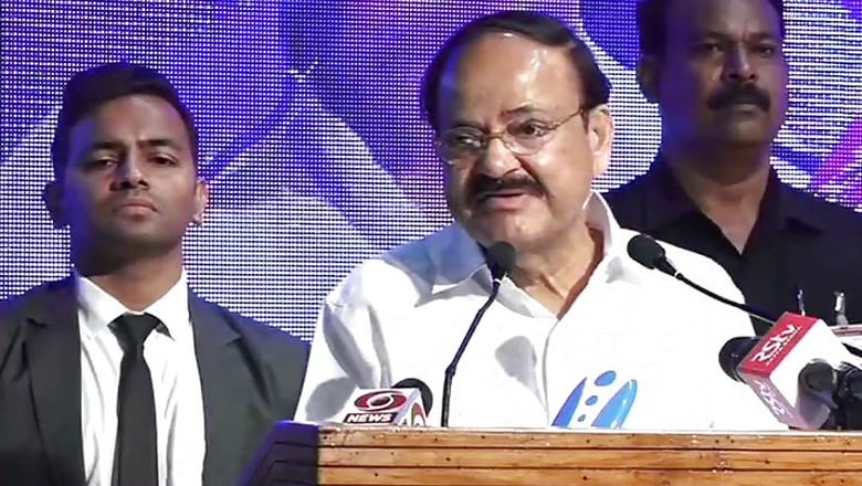 Amid Raging Anti-CAA Protests, Naidu Says People Have Right to Express Dissent But in a Peaceful Manner