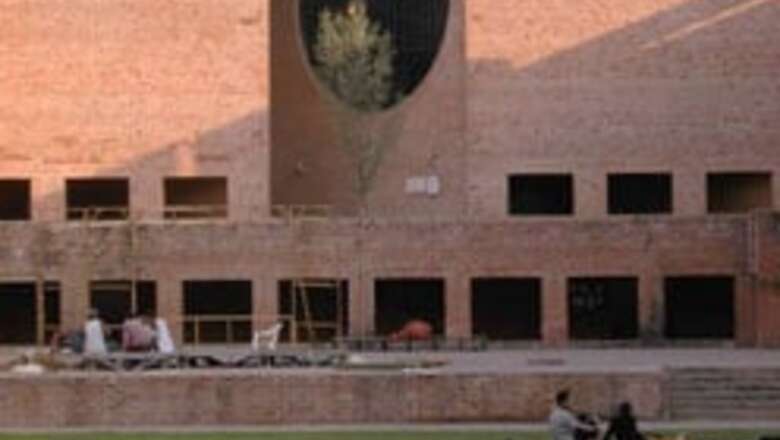 IIM-A rules out hike in MBA seats