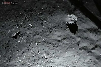 Comet probe sends back science treasure in final hours