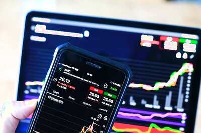 Stock Market Updates: Sensex Down 400 Points, Nifty Below 23,400; Delta Corp Falls 7%