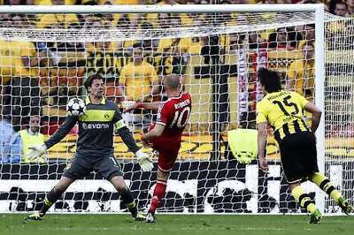 Fans told me before the game I will score the winner: Robben