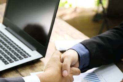 InCred, KKR Merger Creates Leading NBFC For Small Biz; To Have $600-Million Balance Sheet