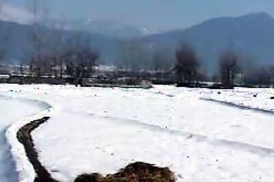 Winter employment for Kashmiris