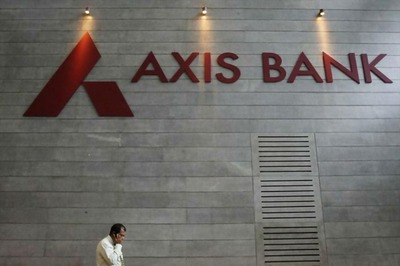 Axis Bank Out of the Woods; Net Jumps 25.3% as Provisions Halve