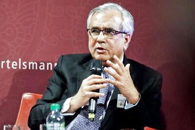 Niti Aayog V-C Dismisses 10% GDP Growth Report Under Manmohan Govt, Says It Was 'Reckless Expansion'