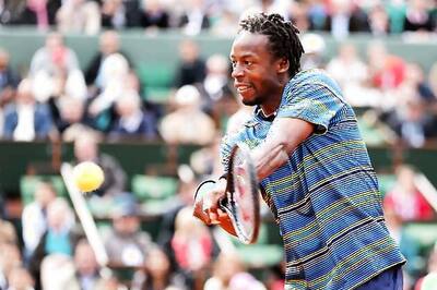 Gael Monfils beats 5th-seeded Milos Raonic at Halle