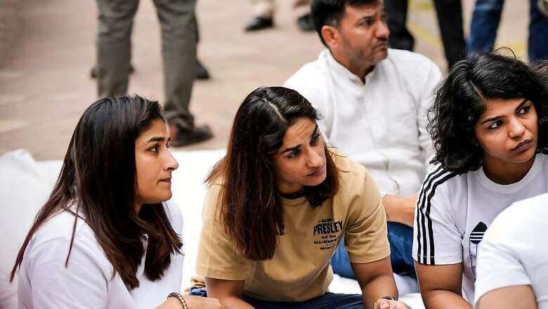 ‘Are You Afraid?’: Vinesh Phogat Calls Out Cricketers and Athletes for Silence on Protest
