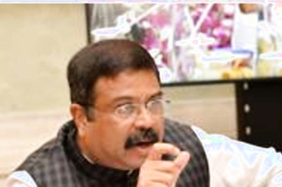 Include Yoga in school curriculum: Education Minister