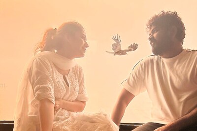 Vignesh-Nayanthara’s Sunkissed Photo Is All Things Love