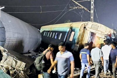 World Leaders Extend Condolences, Offer Support for Victims of Odisha Train Crash