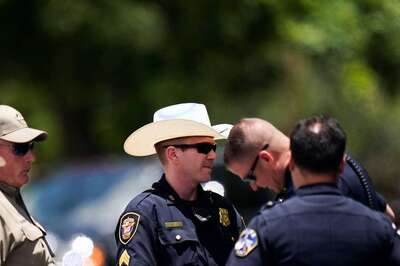 At Least 3 Killed, Several Wounded as Gunman Opens Fire at Large Crowd in Philadelphia