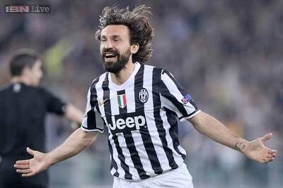 Andrea Pirlo signs new two-year deal to stay at Juventus