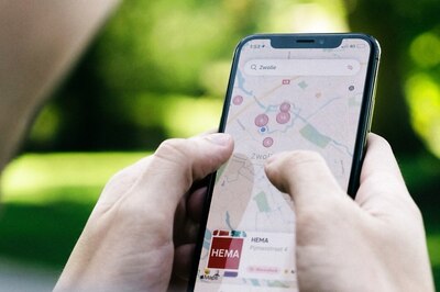 Google Maps Removed Millions Of Fake Profiles Using AI Tech To Block Scammers