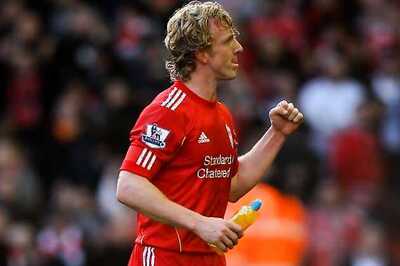 Liverpool edge United with late win in FA Cup