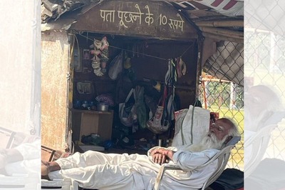 Rs 10 For Asking Address: Hilarious Notice Shows How Desis Are All About Business