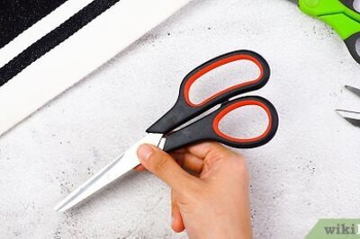 How to Test the Sharpness of Scissors
